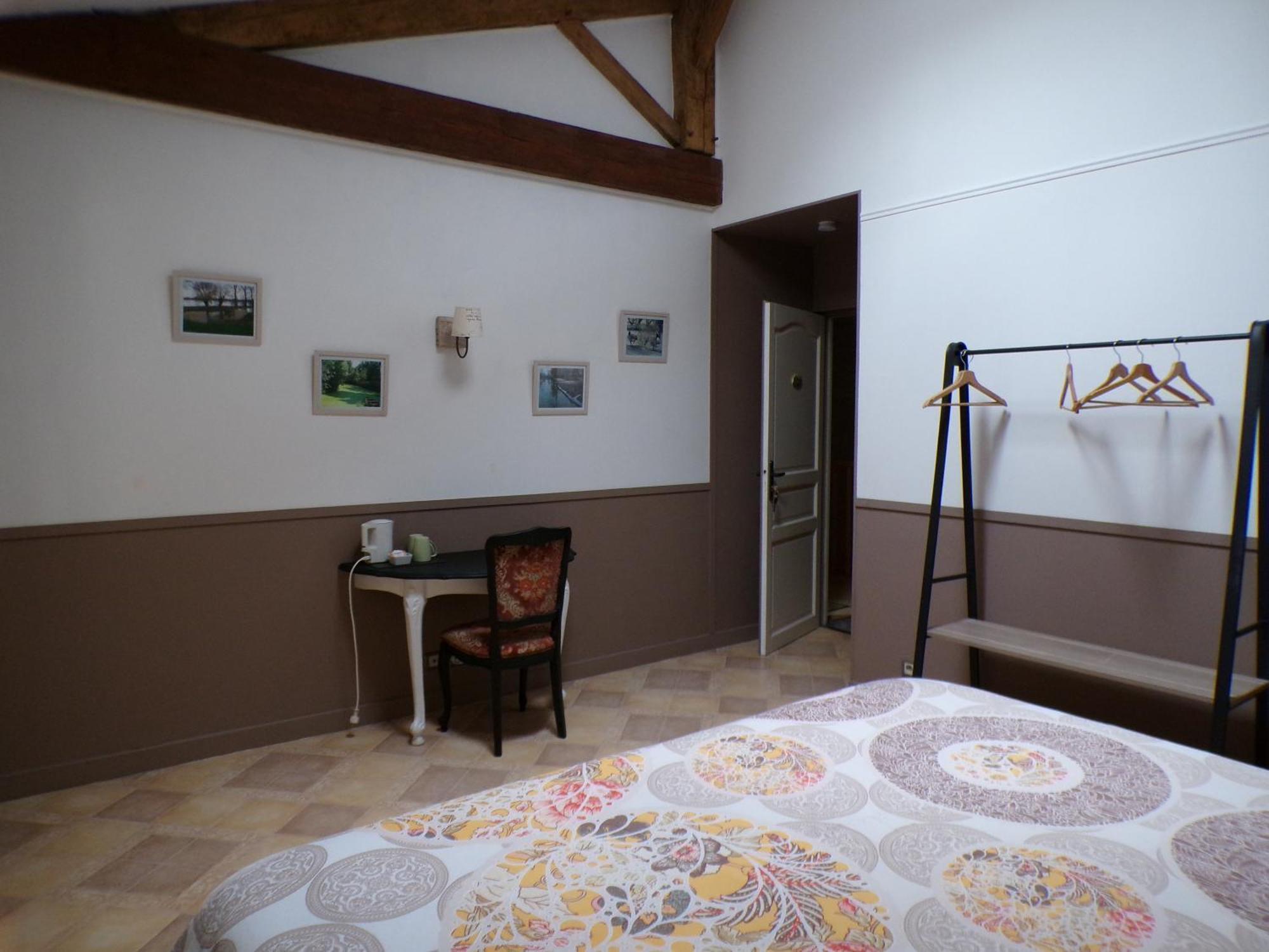 Le Logis De La Venise Verte Saint-Hilaire-la-Palud Екстериор снимка